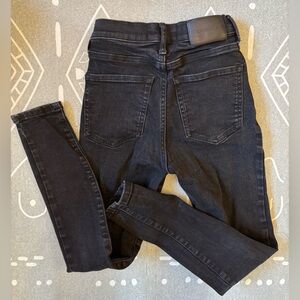 Everlane EUC High Rise Skinny Jeans - Black